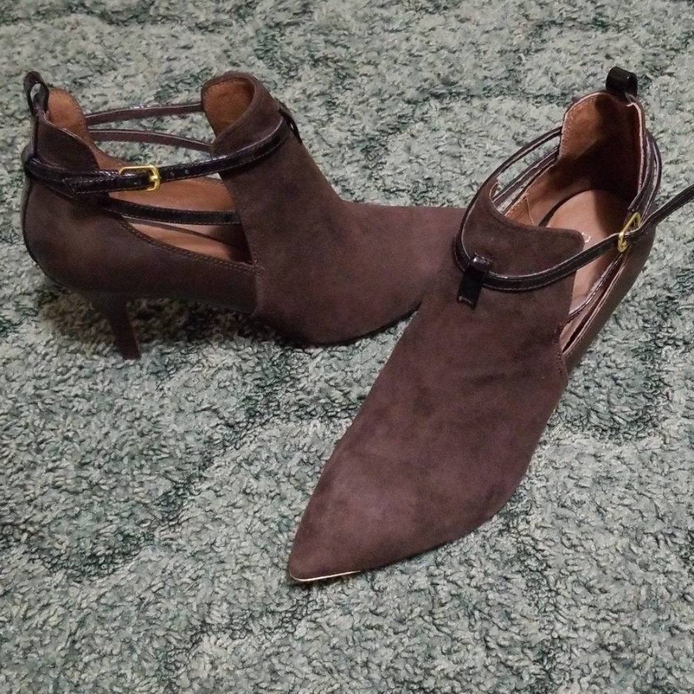 Brown booties!